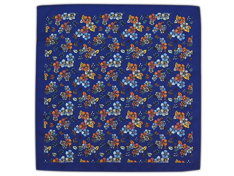 Granatowa poszetka w kolorowe kwiaty E341