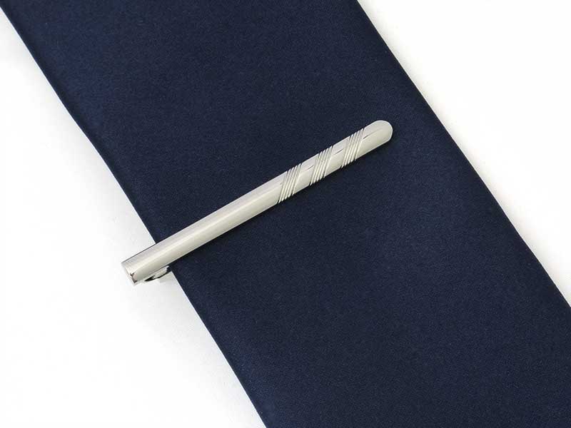 Srebrna  spinka do krawata ZS44