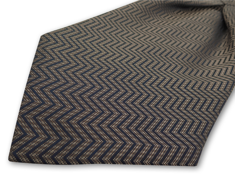 Granatowo-brązowy fular we wzór - zygzag F209